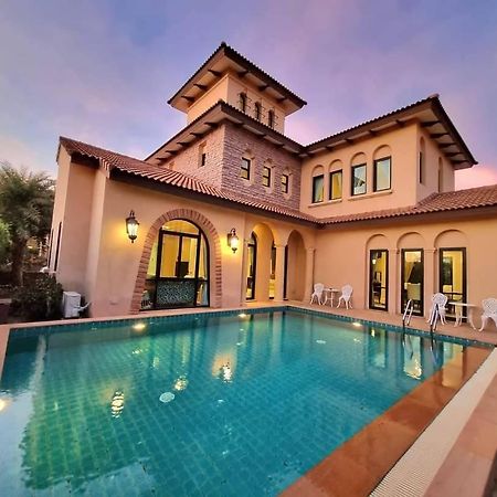 Chivani Pattaya Exterior photo