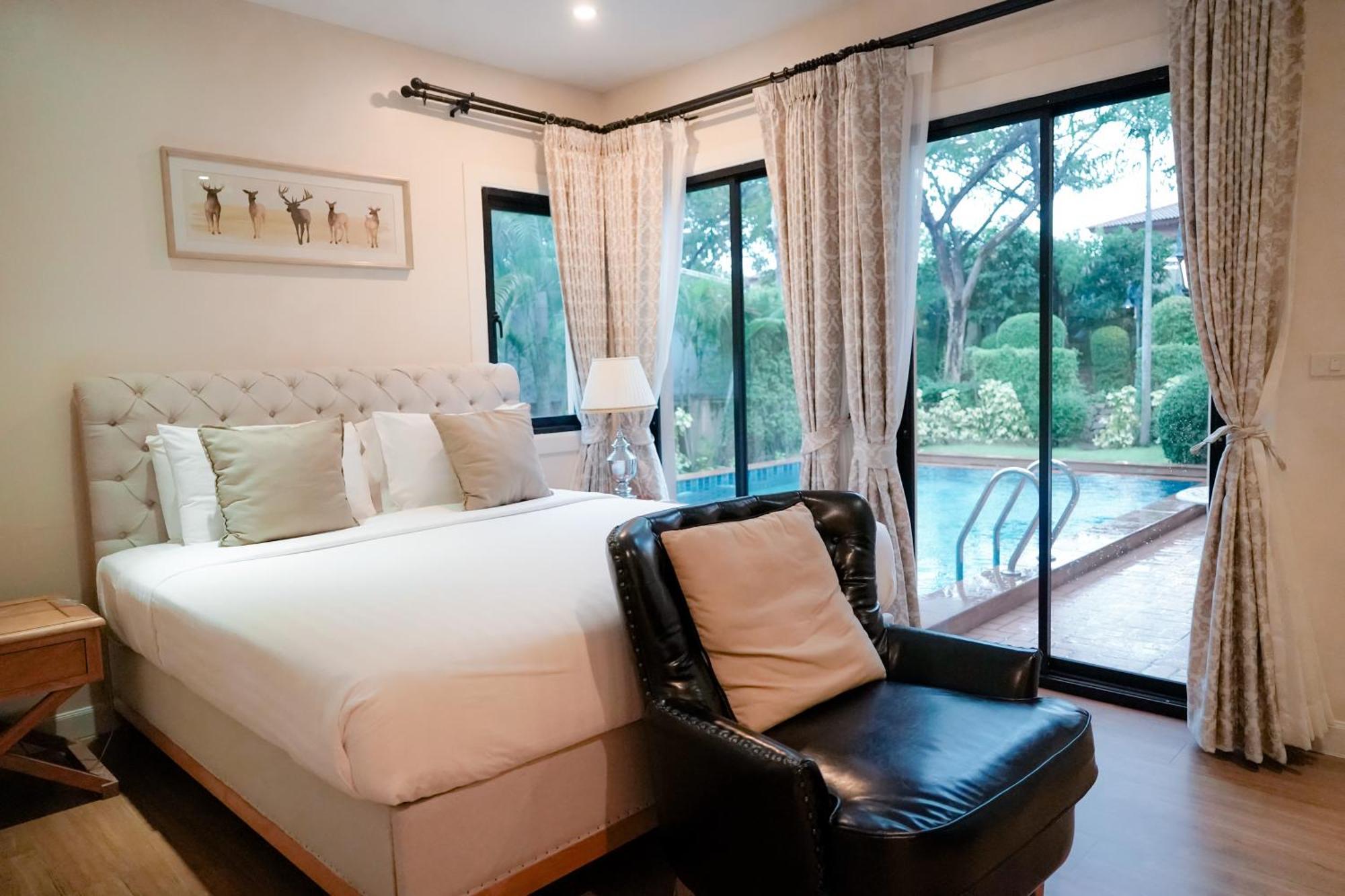 Chivani Pattaya Exterior photo