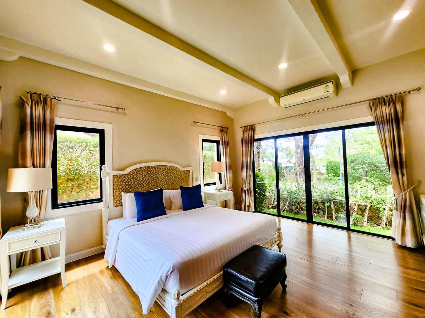 Chivani Pattaya Exterior photo
