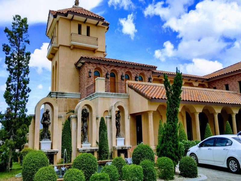 Chivani Pattaya Exterior photo